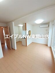 マーヴェラスＡ 2階1LDKのリビング/ダイニング