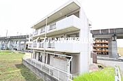 西川原駅より徒歩14分 築32年11ヶ月 3階建の賃貸物件