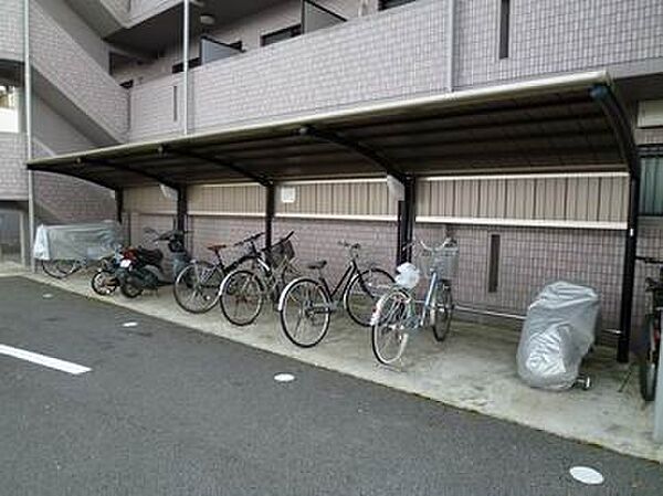 画像18:駐輪場