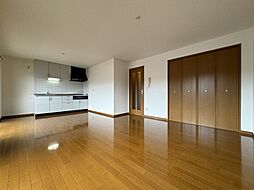 シレンシオ　パティオ 412 4階2LDKのリビング/ダイニング