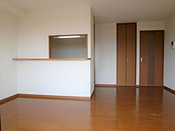 グリーングラスN 216 2階1LDKのリビング/ダイニング