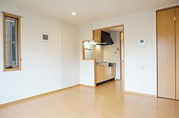 ヴィラ東城南 B棟 1階1Kのリビング/ダイニング