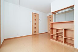 ビューバレー星の宮 F 1階2DKのリビング/ダイニング