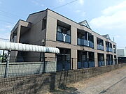 グランドゥール 1階 築18年8ヶ月の賃貸物件