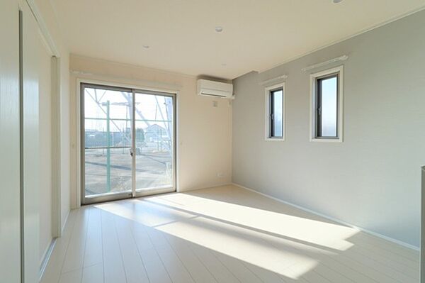 detached 栃木県小山市城北6丁目

地図を見る