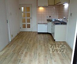 JR東海道・山陽本線 長岡京駅 徒歩7分の賃貸マンション 1階1LDKのリビング/ダイニング