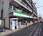 周辺：ファミリーマート深草龍大前店まで10m