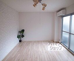 JR東海道・山陽本線 山科駅 徒歩7分の賃貸マンション 2階1Kのリビング/ダイニング