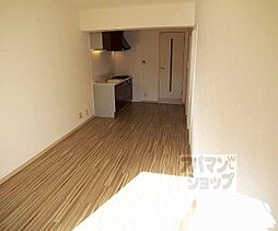 京都地下鉄東西線 御陵駅 徒歩23分の賃貸マンション 3階2LDKのリビング/ダイニング