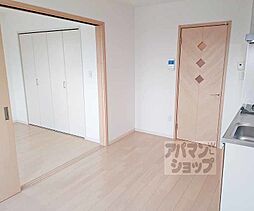 ＫＴＩレジデンス桃山 202 2階1DKのリビング/ダイニング