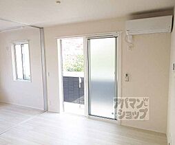 京都地下鉄東西線 御陵駅 徒歩12分の賃貸アパート 1階1LDKのリビング/ダイニング