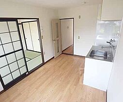 海の子ハイツ桃山 102 1階2DKのリビング/ダイニング