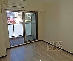 ローブコート六地蔵駅前 703 7階1Kのリビング/ダイニング