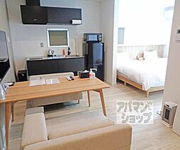 淀キャッスル 201 2階1DKのリビング/ダイニング