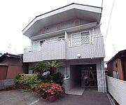 伏見稲荷駅より徒歩6分 築32年2ヶ月 2階建の賃貸物件