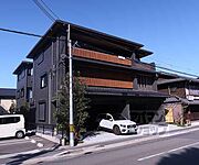 京都駅より徒歩18分 1階 築1年11ヶ月の賃貸物件