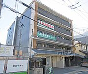 伏見桃山駅より徒歩4分 1階 築3年11ヶ月の賃貸物件