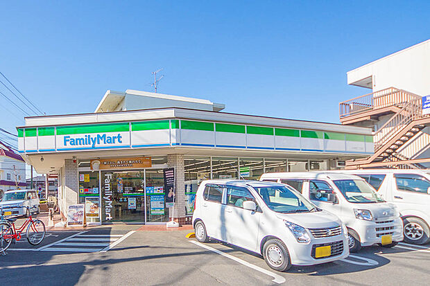 ファミリーマート 小手指二丁目店（571m）