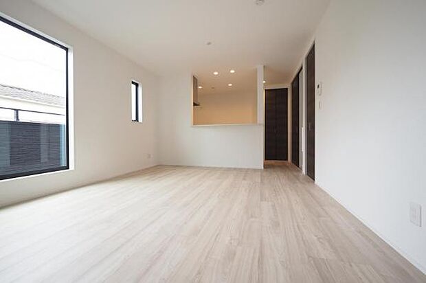 日当たりや風通しが良く、ゆったりと寛げる2階リビング。