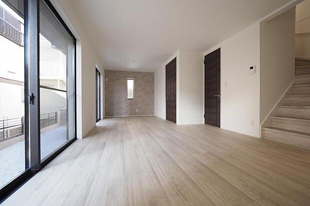 リビングイン階段を取り入れました。ご家族が自然と顔を合わせる機会が増えます。