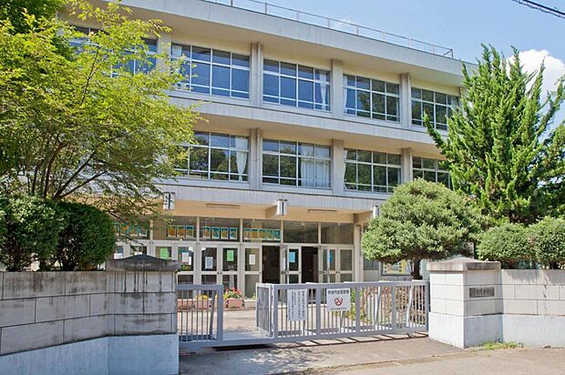 所沢市立美原中学校(1486m)