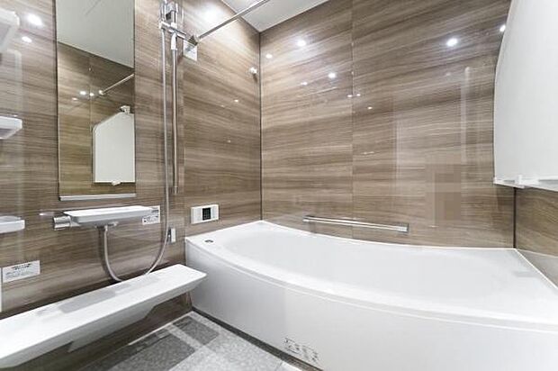 一日の疲れを癒し心身ともに優しく温めてくれるバスルーム