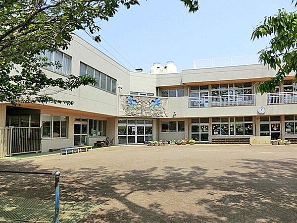 所沢若草幼稚園 812m