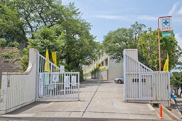 所沢市立山口中学校 徒歩8分 620m