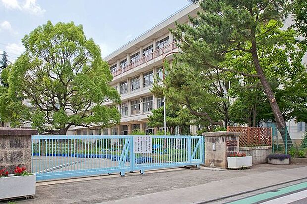 所沢市立泉小学校 徒歩11分。 850m