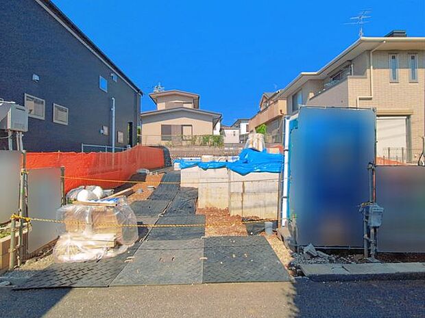 販売現地