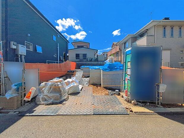 販売現地