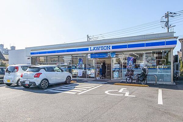 ローソン西所沢二丁目店 徒歩3分。 210m