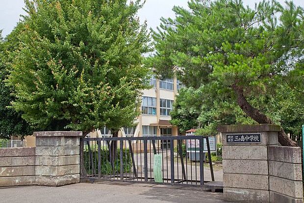 所沢市立三ケ島中学校 徒歩20分。 1560m