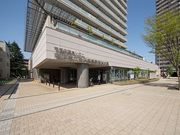 所沢市立所沢図書館所沢分館 徒歩9分。 690m