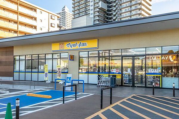 マツモトキヨシ所沢有楽町店 徒歩6分。 440m