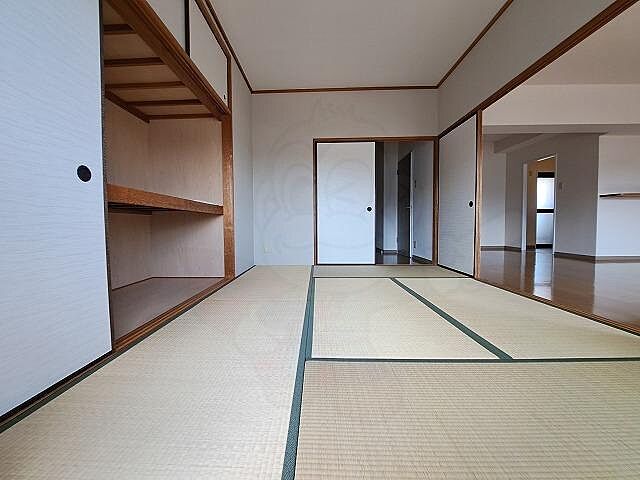 寝室