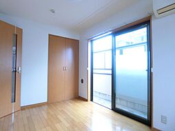 ウッドヴィレッジ 101 1階1Kのリビング/ダイニング