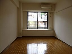 アビタシオン根岸III 2階1Kのリビング/ダイニング