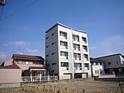 岡山駅よりバス15分 徒歩3分 築13年10ヶ月 5階建の賃貸物件