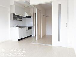 ラトピア医大南 402 4階1LDKのリビング/ダイニング