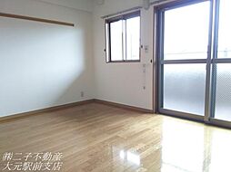 アリビオ 302 3階2Kのリビング/ダイニング