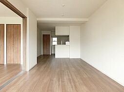 ソレイユ御蔵町 3階2LDKのリビング/ダイニング