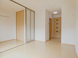 アルシオネ II 1階1DKのリビング/ダイニング