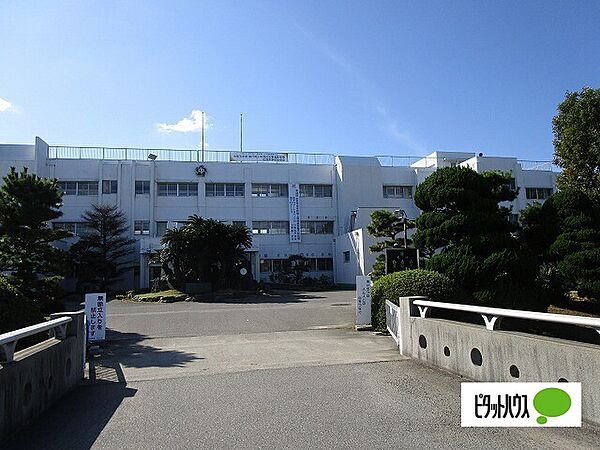 画像24:中学校「松茂町立松茂中学校まで1437m」