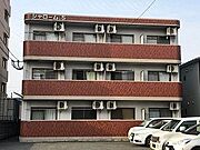 西鉄二日市駅より徒歩8分 築26年10ヶ月 3階建の賃貸物件