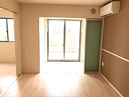 ソランジュ 1階1LDKのリビング/ダイニング