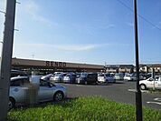 その他「せんどう 辰巳台店まで2000m」
