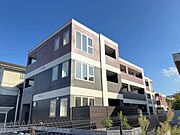 木更津駅より徒歩7分 築1年7ヶ月 3階建の賃貸物件