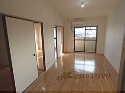 ファミィール桂 201 2階3LDKのリビング/ダイニング