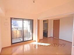 京都市営烏丸線 五条駅 徒歩10分の賃貸マンション 5階1DKのリビング/ダイニング